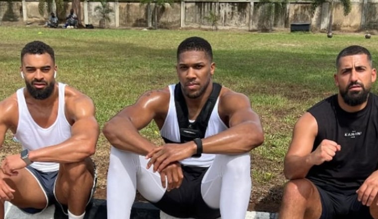 Anthony Joshua was 'shocked' and 'couldn't talk' after crash, eyewitness says