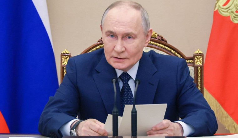 Did Ukraine launch 91-drone attack on Putin’s presidential residence – or is it a Russian show for Trump?