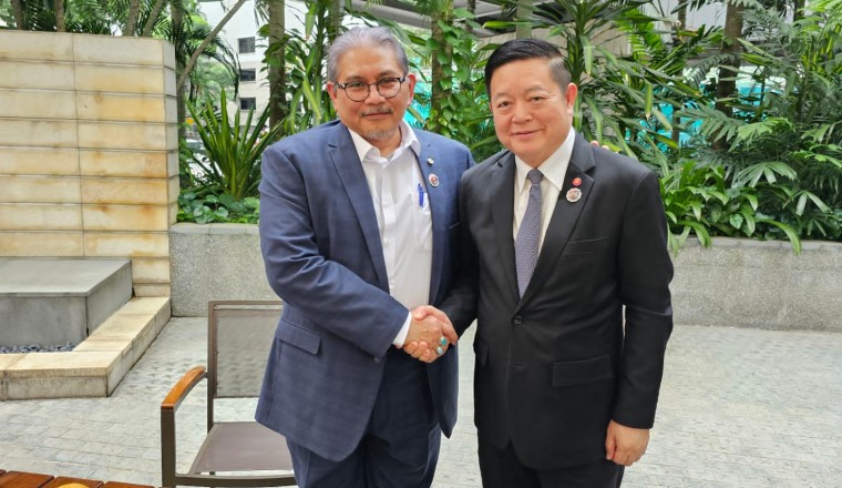 Secretary-General of ASEAN Meets with Minister of Foreign Affairs II of Brunei Darussalam in Kuala Lumpur