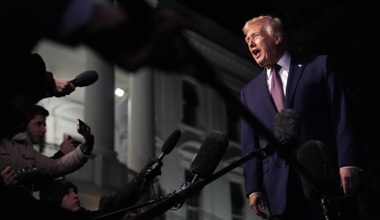 Trump kicks off New Year’s Eve celebrations by telling fellow Republican to ‘rot in hell’