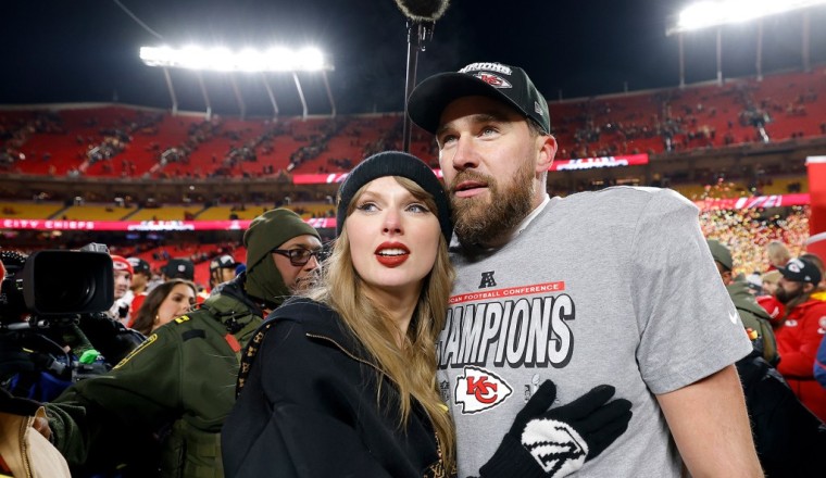 Travis Kelce Says Taylor Swift Gave Him the ‘Best’ Christmas Gift, But He’s Keeping It Private