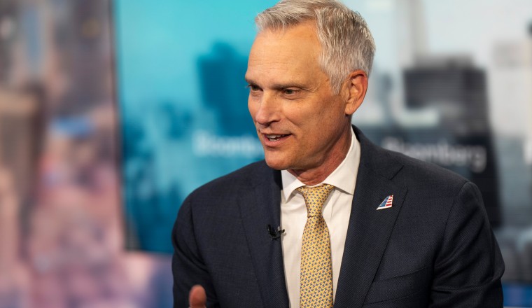 Pressure mounts on American Airlines CEO as carrier lags rivals