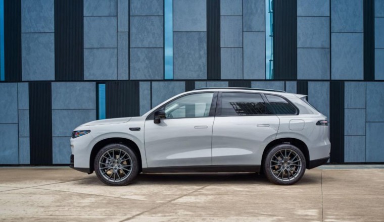 Can This EV with a Gas Backup Solve Range Anxiety?
