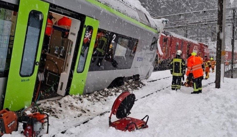 Train derails in Swiss Alps amid avalanche alert, leaving five injured