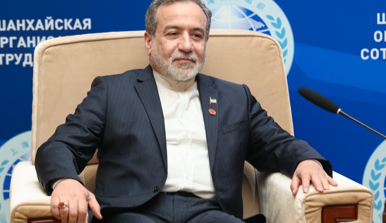 China hosts Iran's top diplomat just days ahead of Trump's high-stakes visit