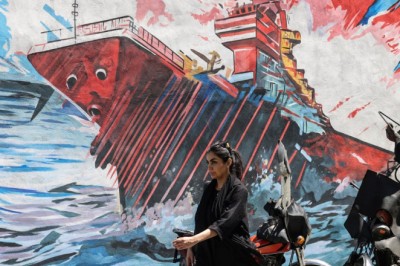 Iran says it's ready to "teach a lesson" if U.S. launches new attacks