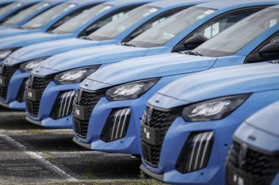 Stellantis’ Leapmotor partnership points to a wider — and riskier— industry gamble