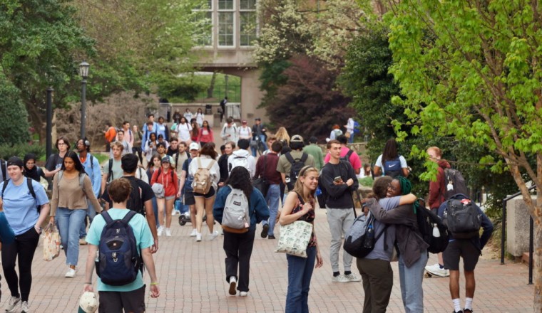 Students question value of college as costs rise and AI reshapes jobs