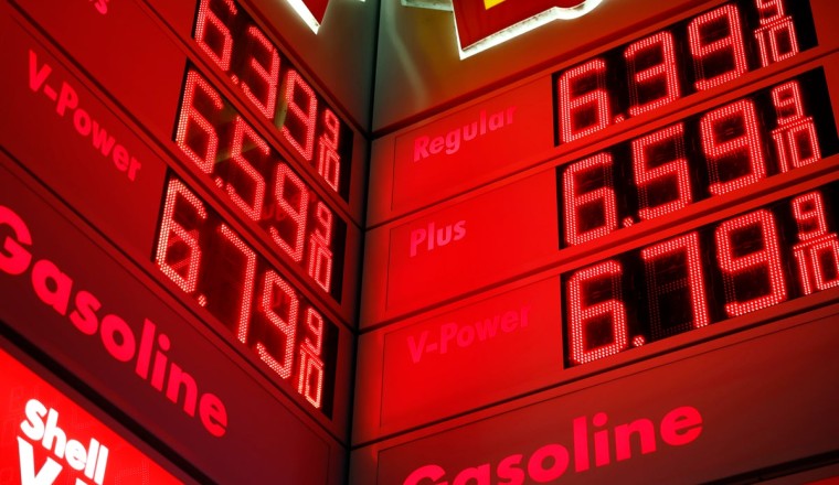 California gas prices surge as Iran war creates India cooking fuel shortage