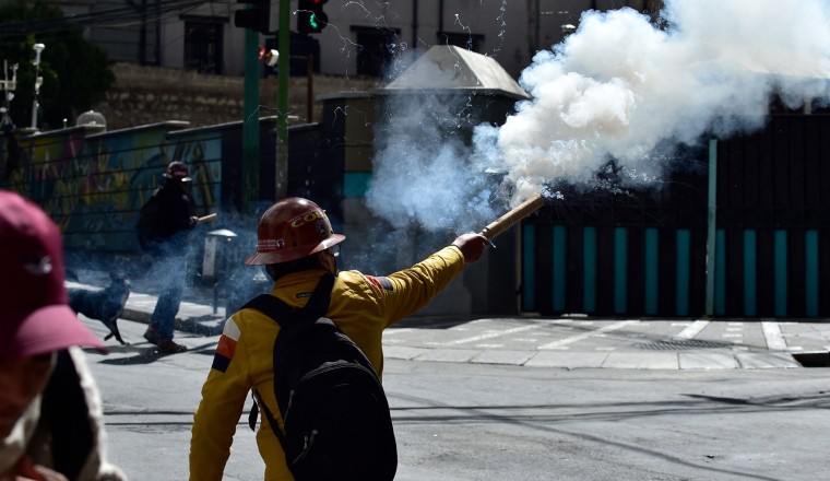 Clashes as Morales-allied protesters march on Bolivian capital
