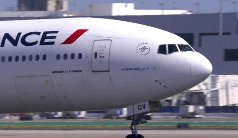 U.S. steps up Ebola prevention efforts at airports