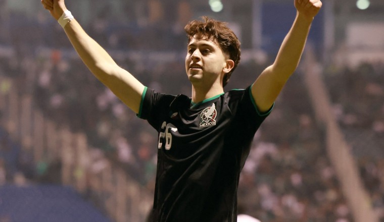 Mexico beat Ghana as World Cup cohosts excel despite FIFA sanctions