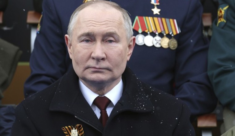 As Russia Struggles, Putin Makes Threats and Recruits More Soldiers