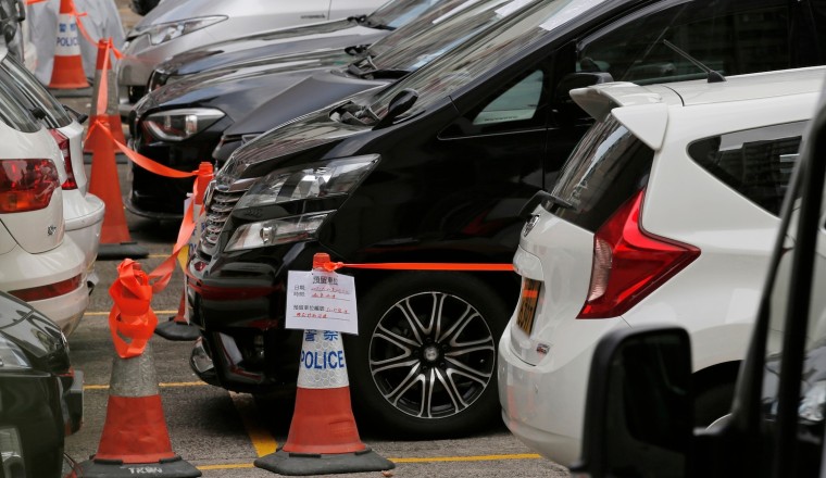 Hong Kong proposes issuing 10,000 permits for drivers on ride-hailing apps like Uber