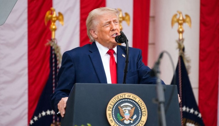 Trump's 4th medical checkup renews public scrutiny of his health