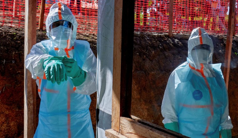 Health workers struggle to contain Ebola outbreak