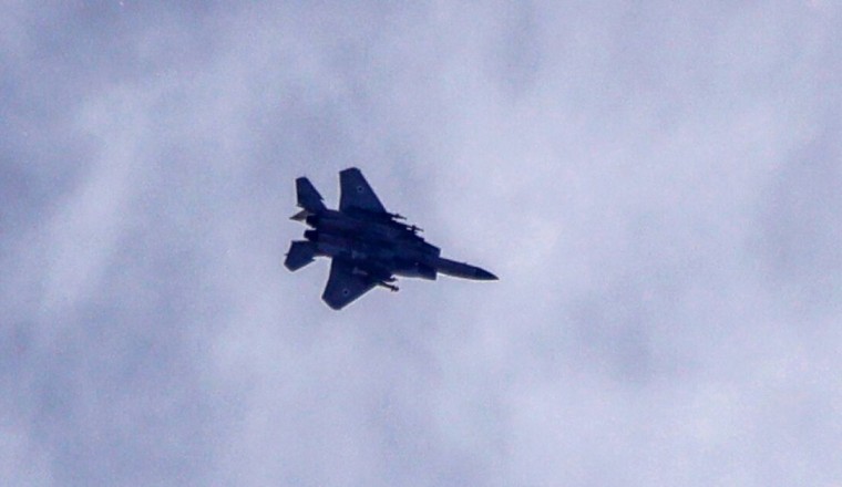 Israel, Lebanon agree to conditional ceasefire